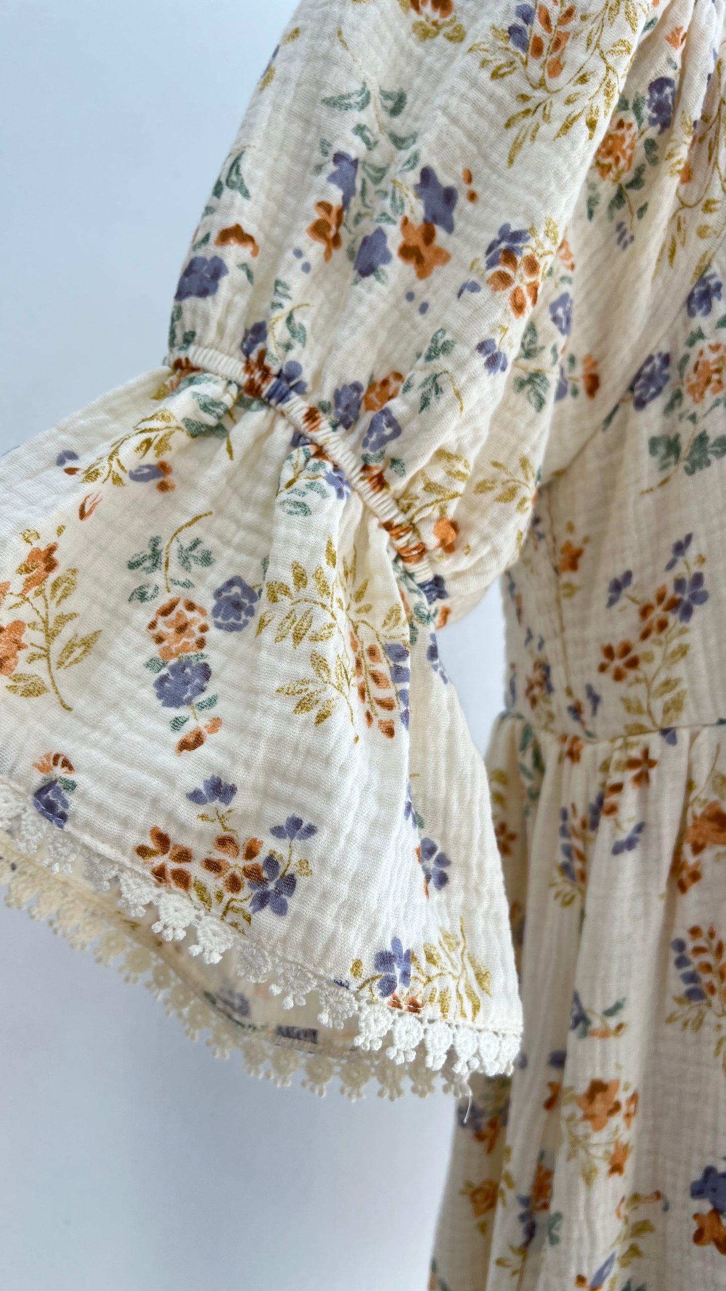 Cream Fall Floral