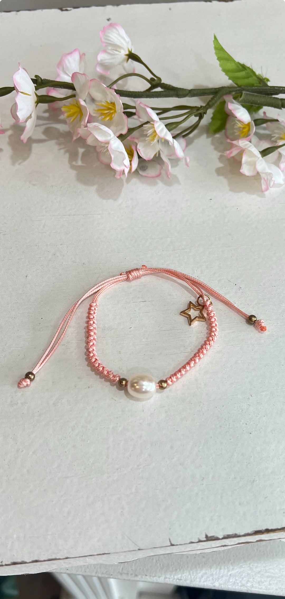 Pearl String Bracelet