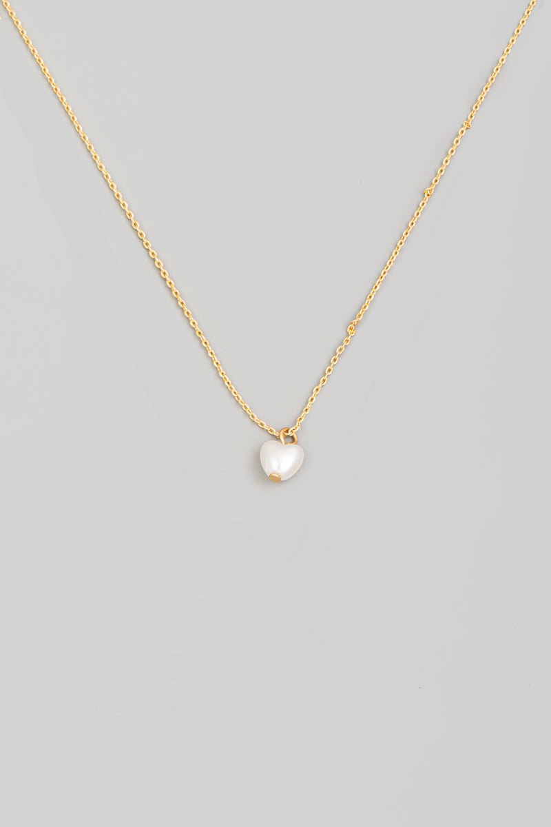 dainty pearl heart necklace