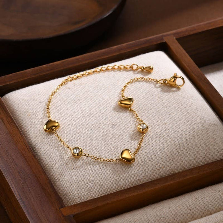 18K STAINLESS STEEL TARNISH FREE HEART BRACELET | 40B5143