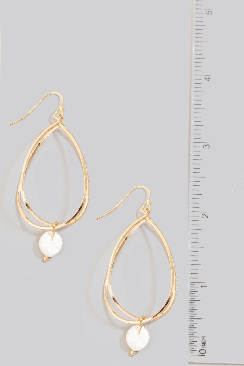 Pearl tear dangle earrings