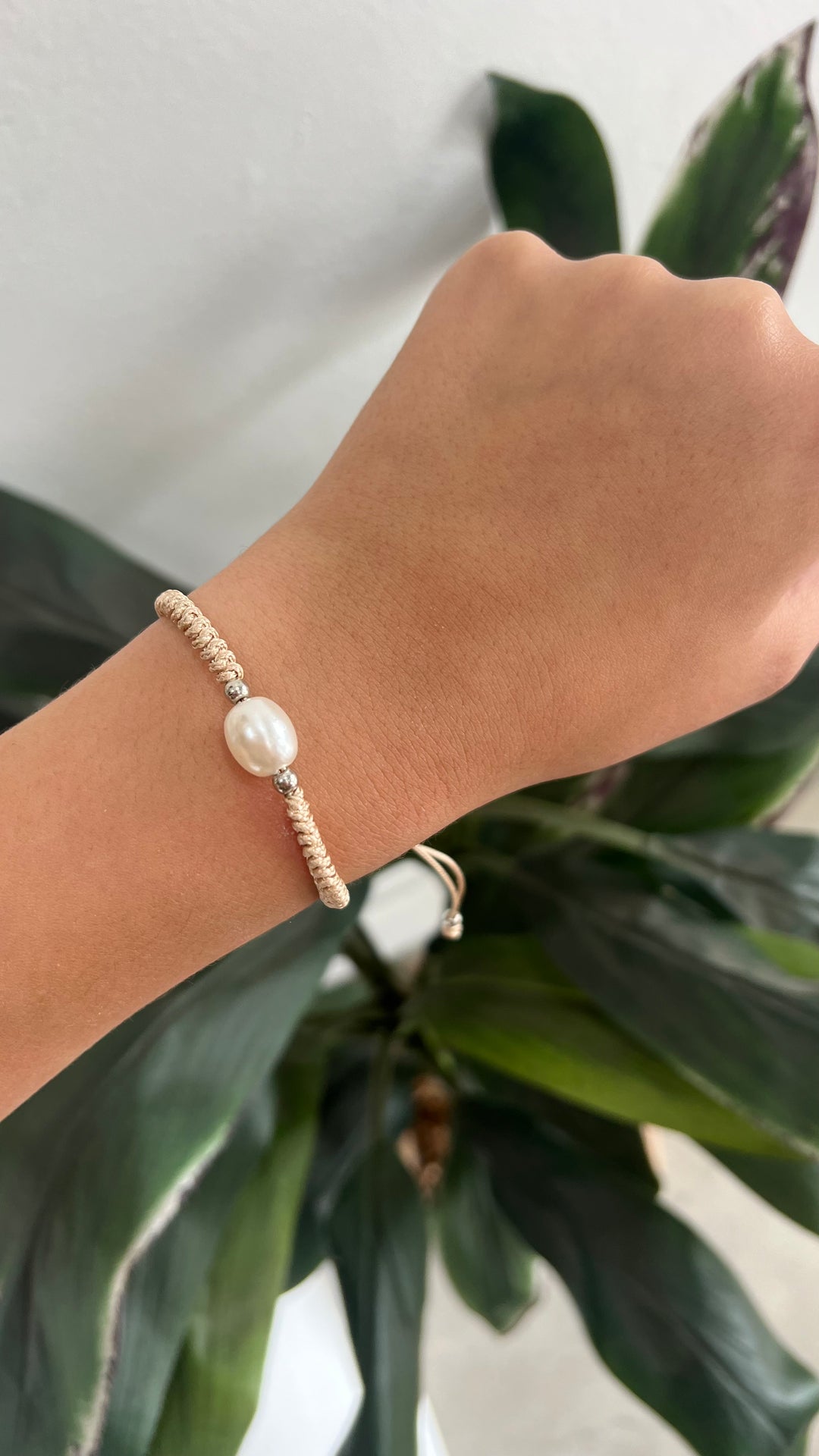 Pearl String Bracelet