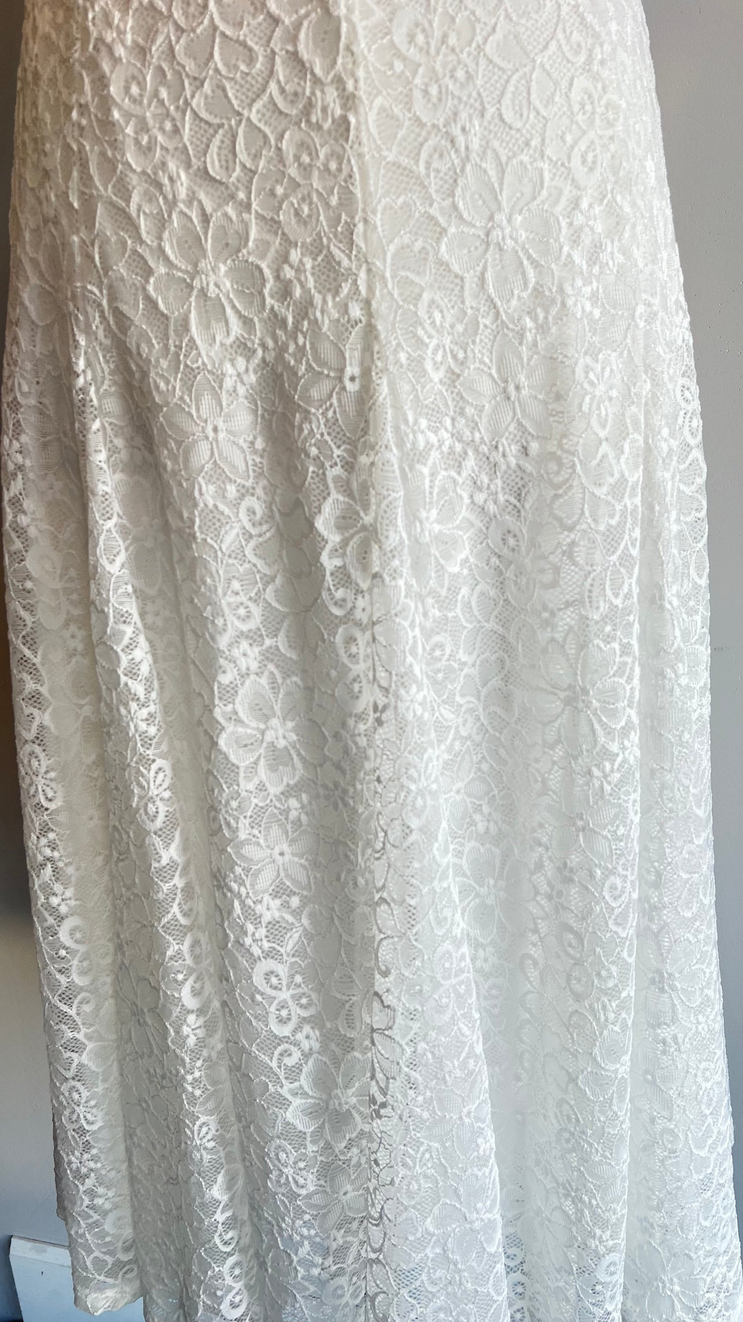 White Lovely Lace Midi