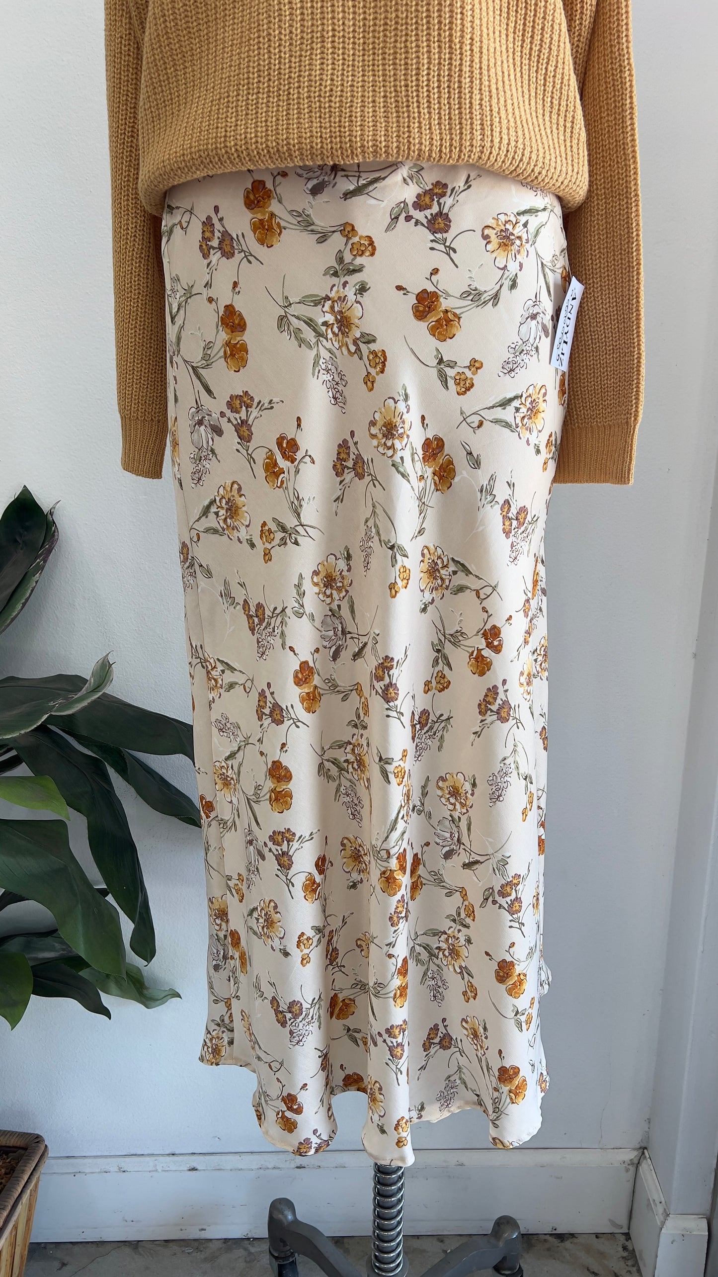 Beige Floral Skirt