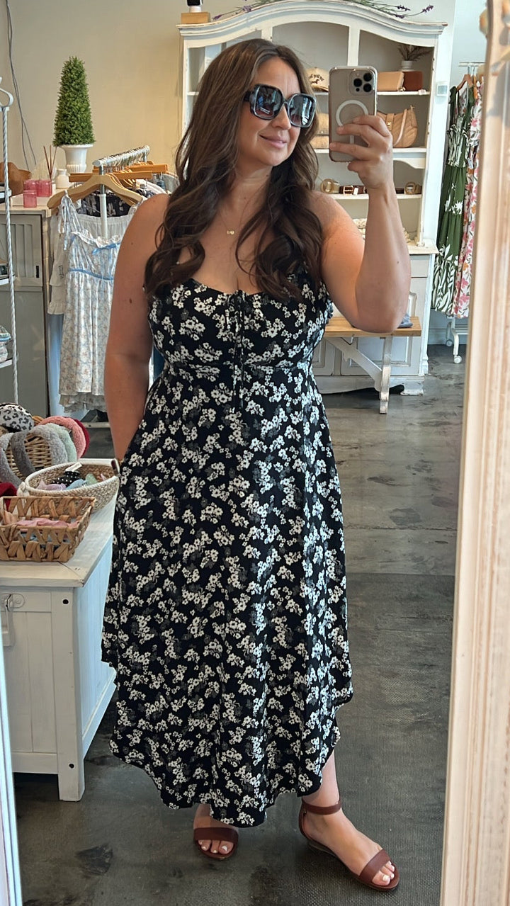 Melanie’s Black Floral Dress