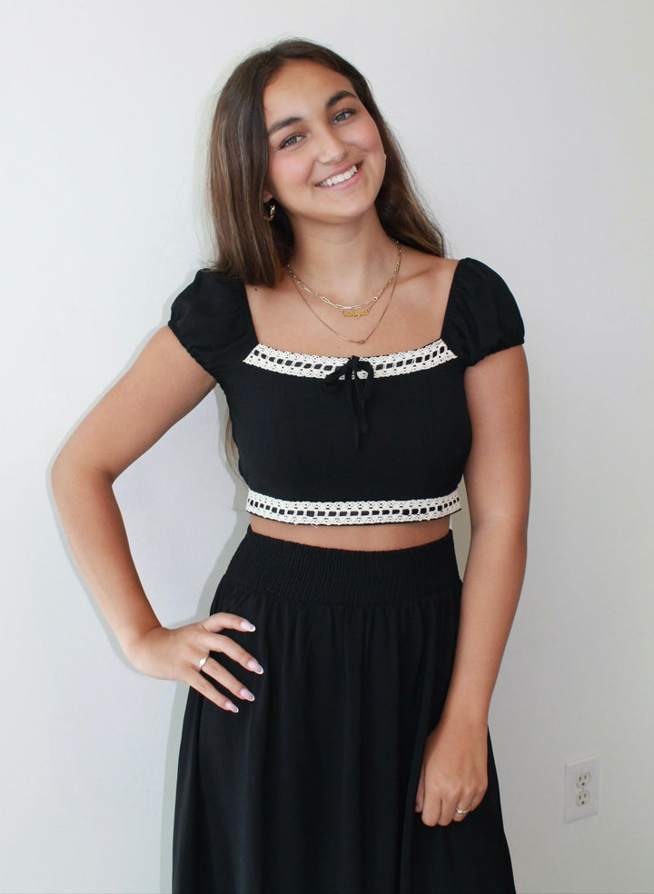 Juliet's Detail Black Top