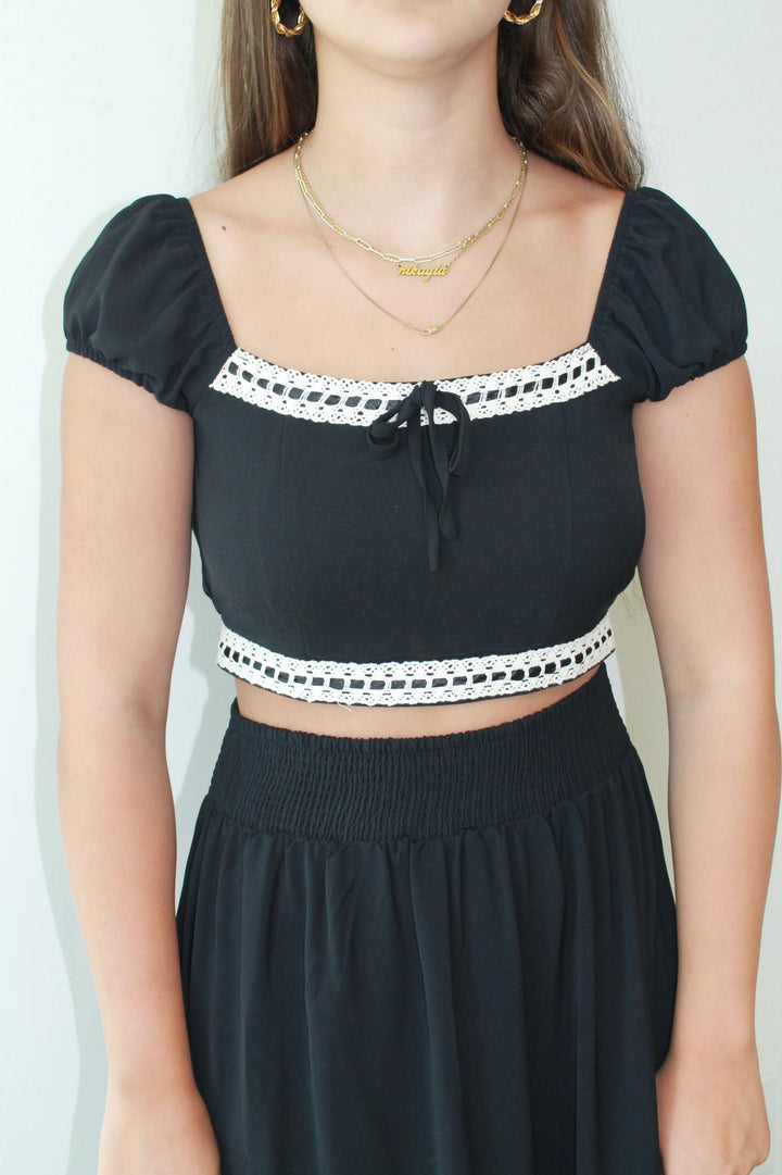 Juliet's Detail Black Top