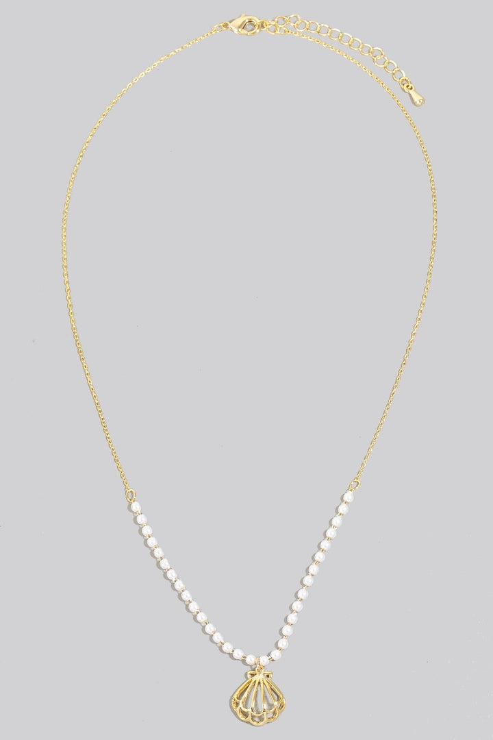 Dainty shell necklace