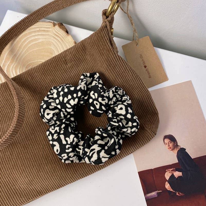 ANIMAL PATTERN SCRUNCHIES SET OF 5 | 40S741