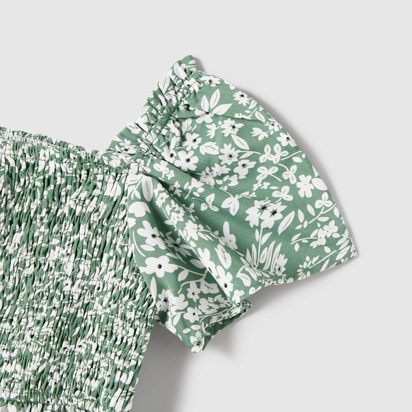 Green & White Floral