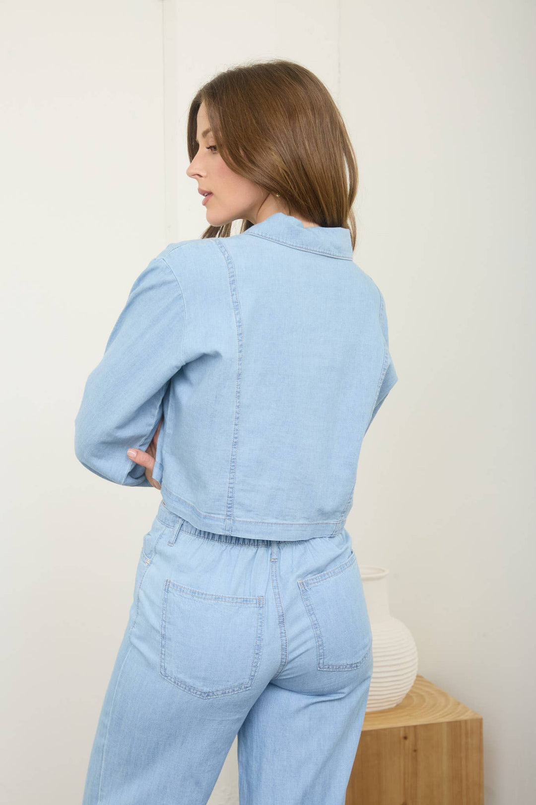 WASHED DENIM BUTTON DOWN DRAWSTRING CROP TOP